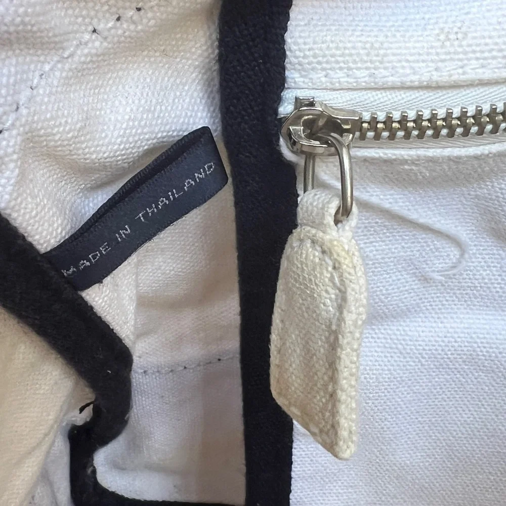 VTG- Polo Ralph Lauren canvas messenger/ shoulder bag with the embroidered logo